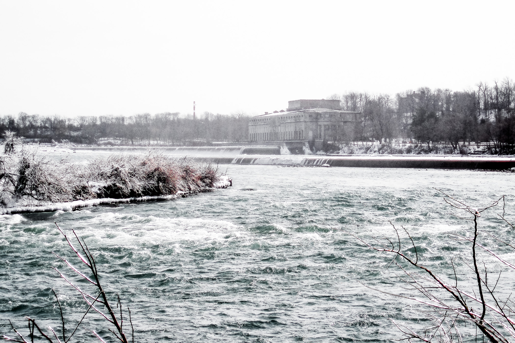 Upriver of Niagara Falls, looking east from Ontario to New York.