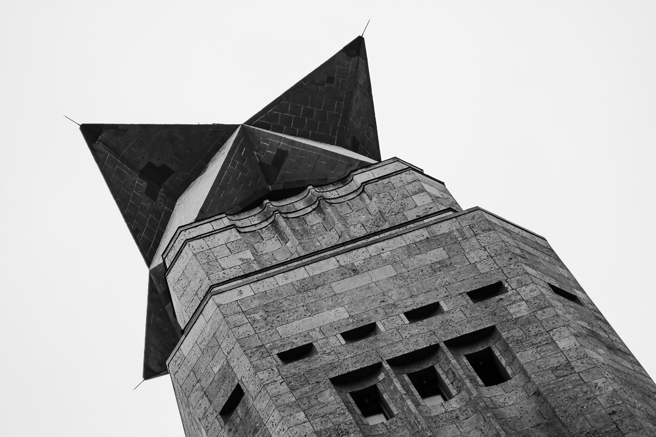 The 220-ton star atop of Texas' 567-foot-tall San Jacinto Monument. Located near Houston, this column commemorates the decisive Battle of San Jacinto during the Texas Revolution, ensuring that Texas would become independent of Mexico.