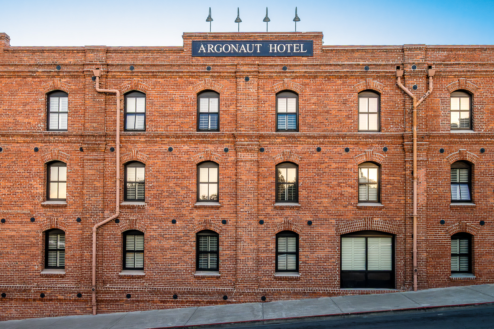 The facade of San Francisco's Argonaut Hotel.