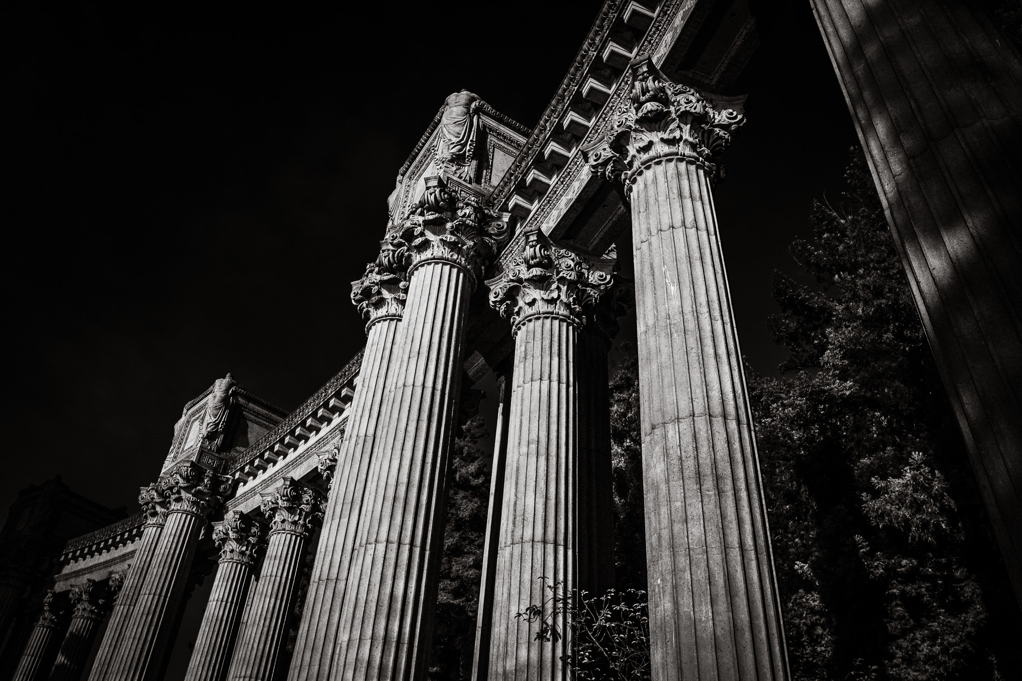 Architectural detail of columns at San Francisco's Palace of Fine Arts.