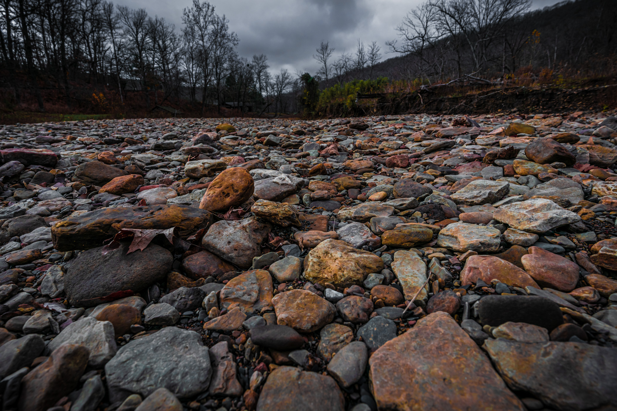 Rocks in a dry riverbed at Arkansas' Devil's Den State Park.