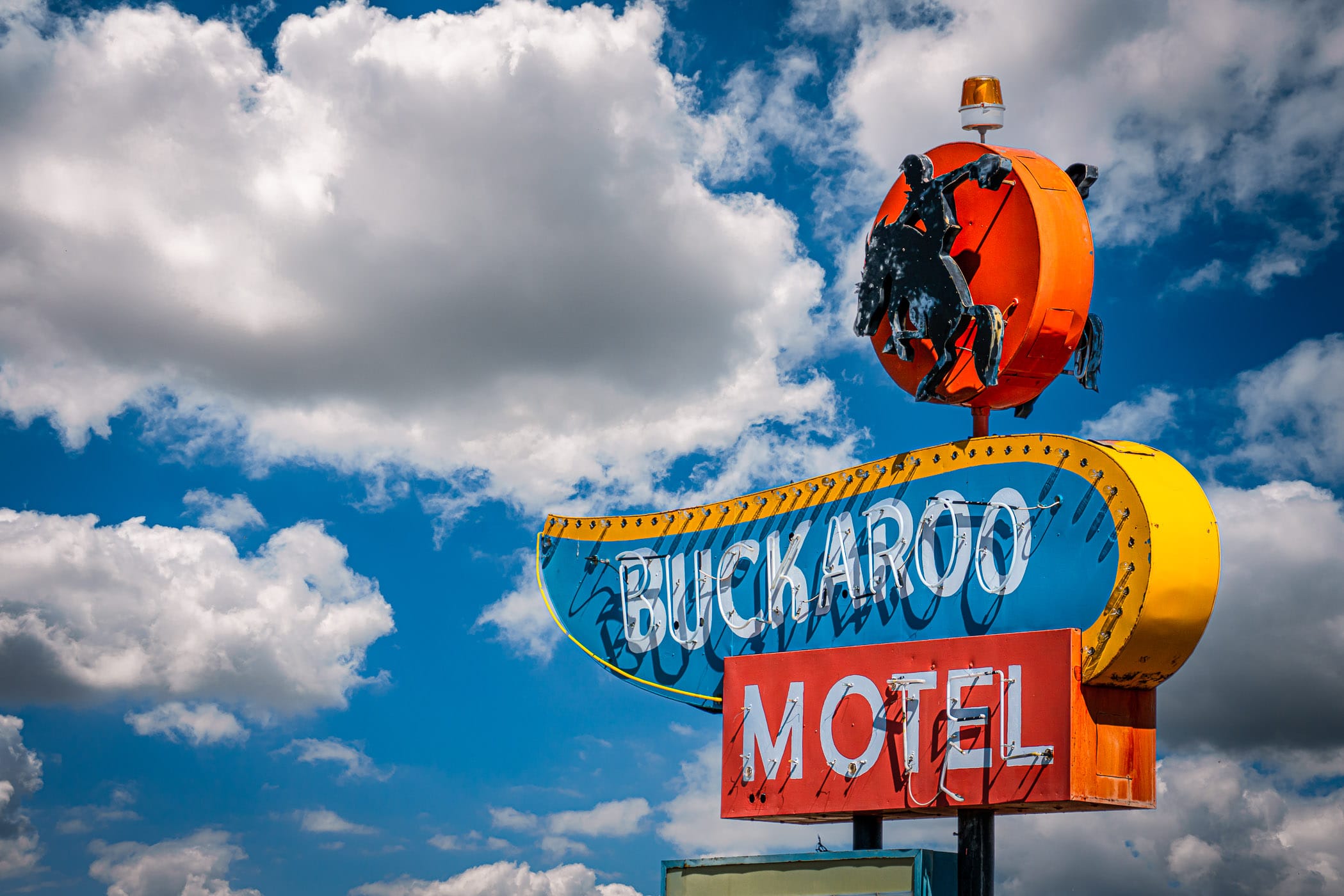 The sign of Tucumcari, New Mexico's Buckaroo Motel.