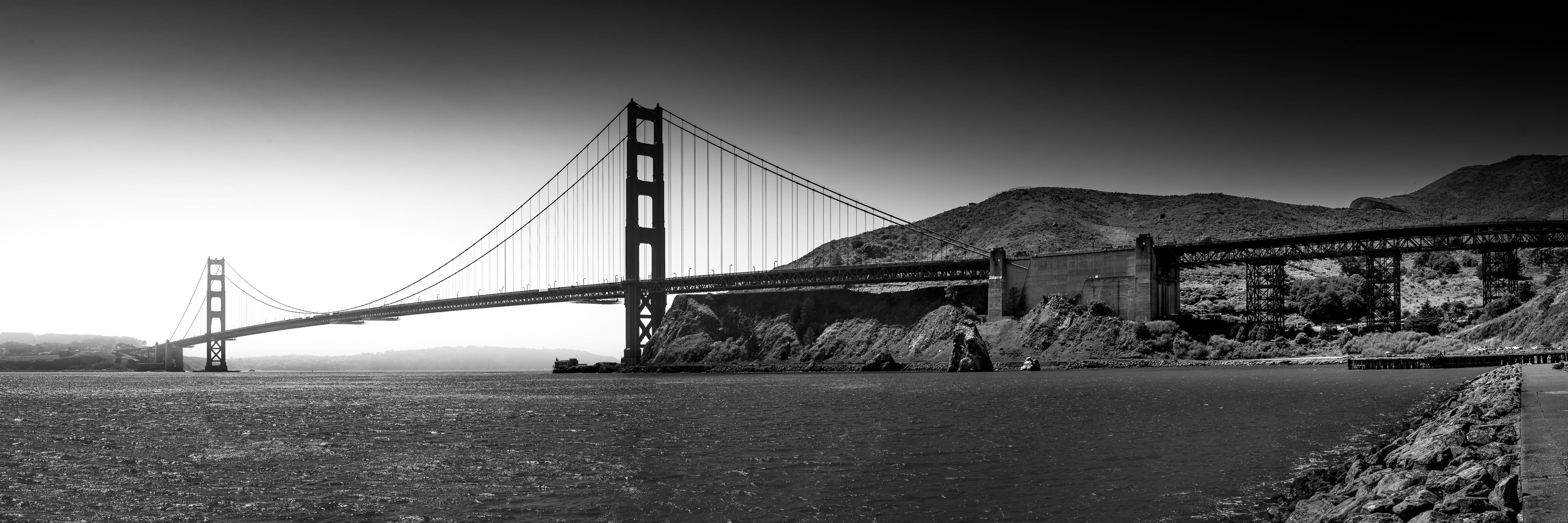 The Golden Gate Bridge spans the entrance to San Francisco Bay.